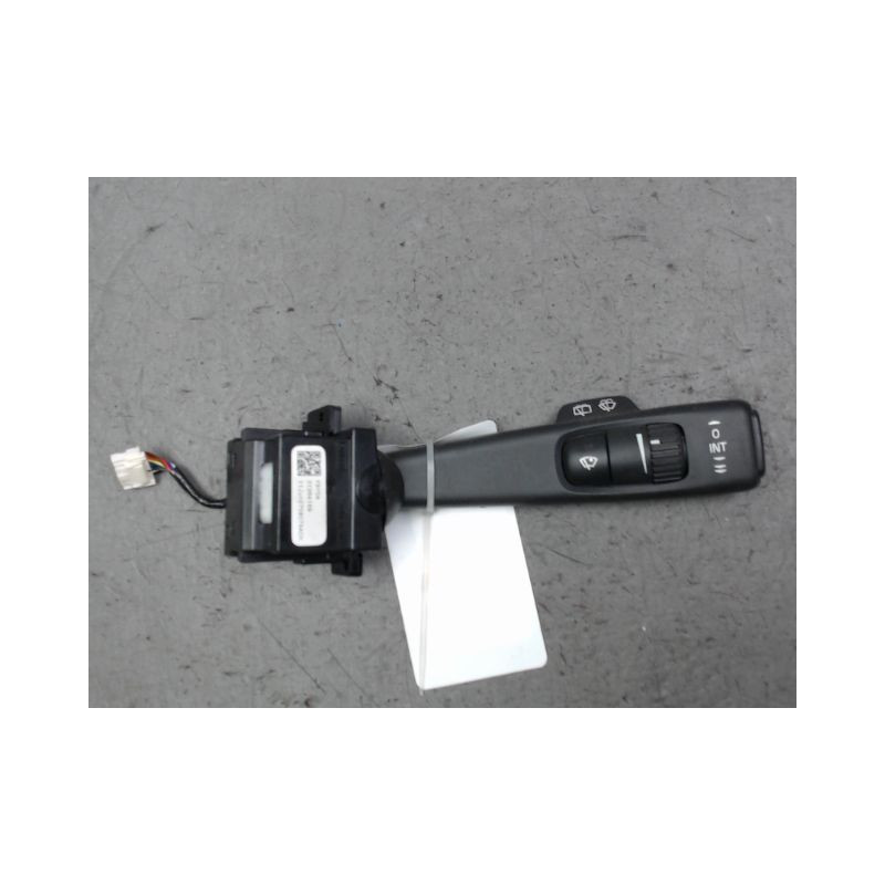 COMMANDE ESSUIE GLACE VOLVO XC70