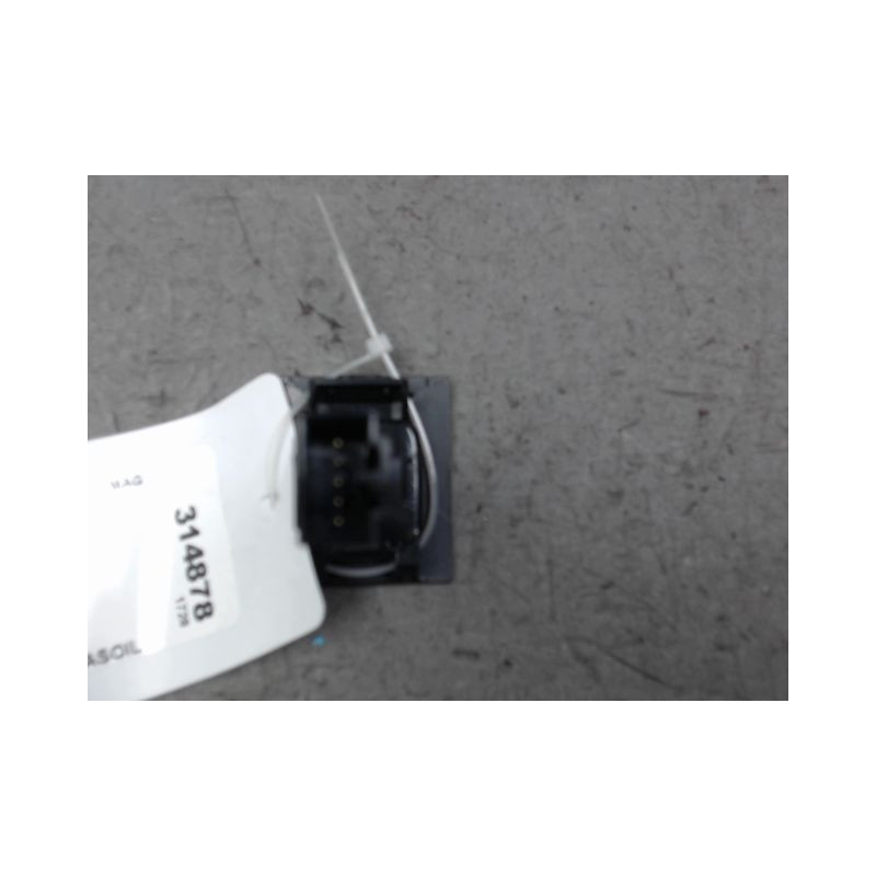 BOUTON DE WARNING VOLVO XC70