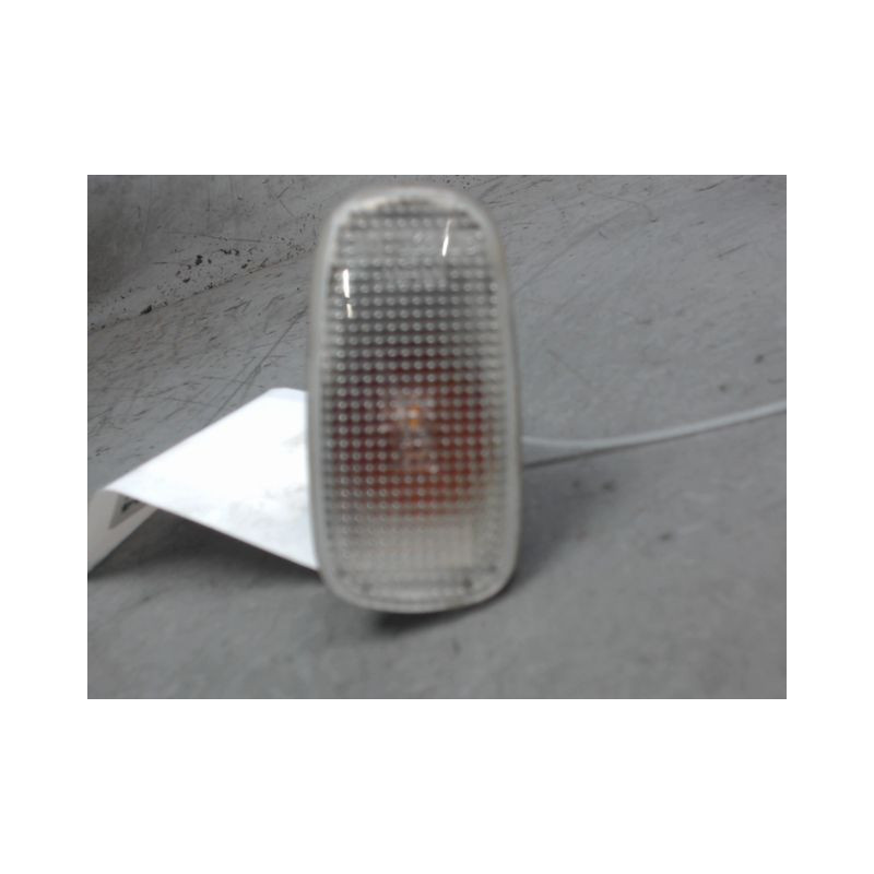 REPETITEUR AILE DROIT TOYOTA L.CRUISER
