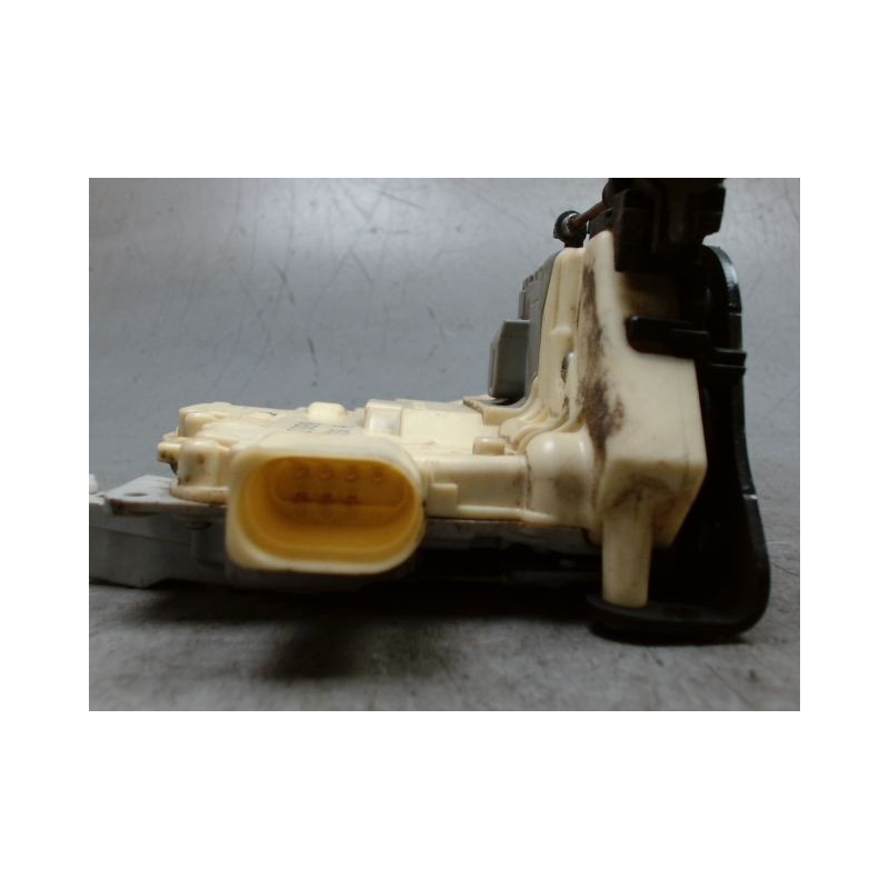 SYSTEME CONDAMNATION ARRIERE GAUCHE VOLKSWAGEN PASSAT SW 2005-