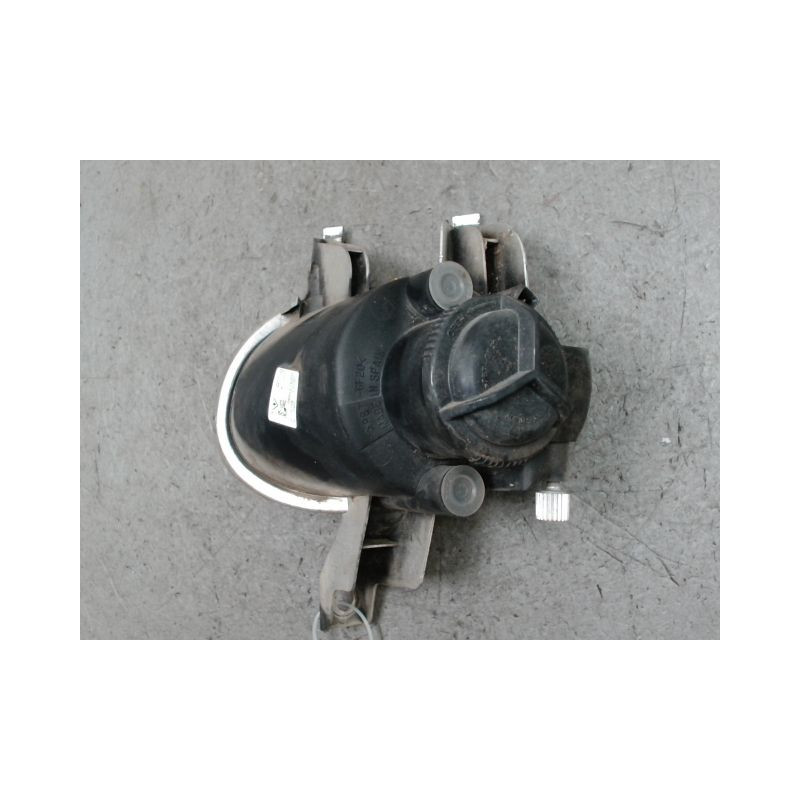 PHARE ANTIBROUILLARD AVANT DROIT PEUGEOT 206 3P