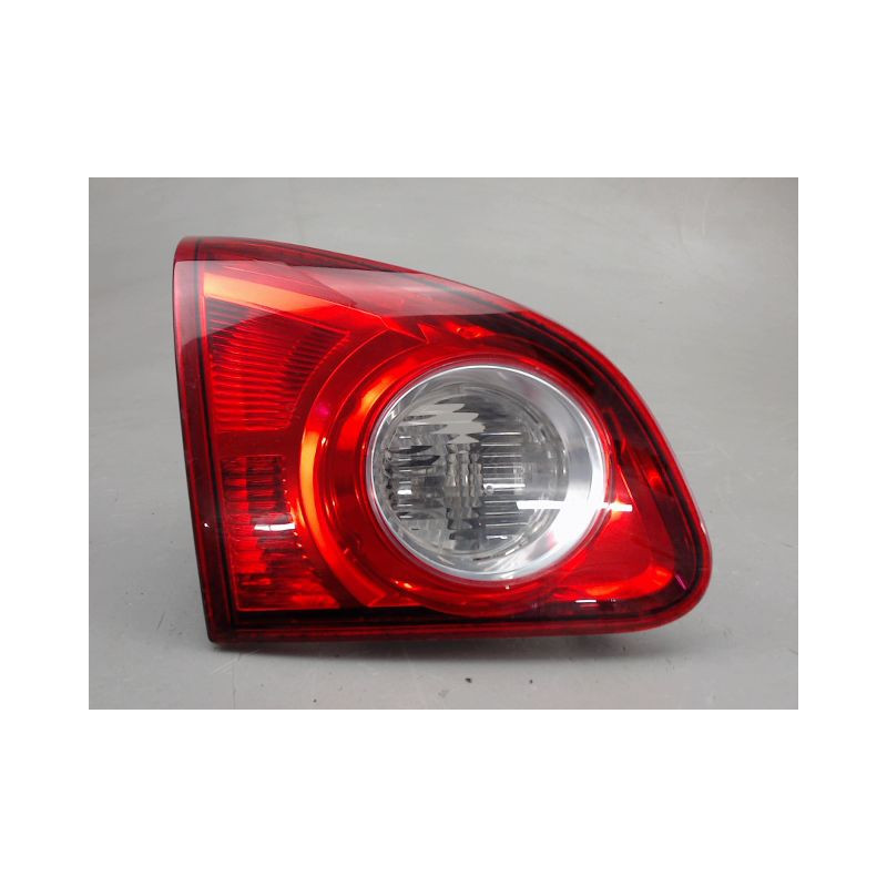FEU ARRIERE INTERIEUR GAUCHE NISSAN QASHQAI