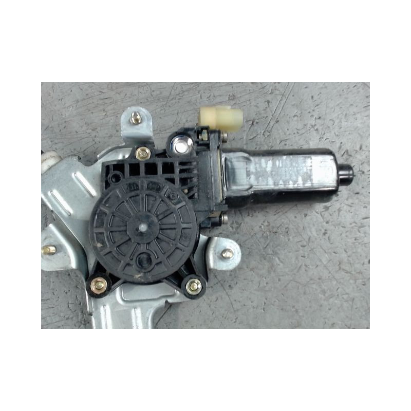 MECANISME+MOTEUR LEVE-GLACE AVANT GAUCHE HYUNDAI GETZ 02-05