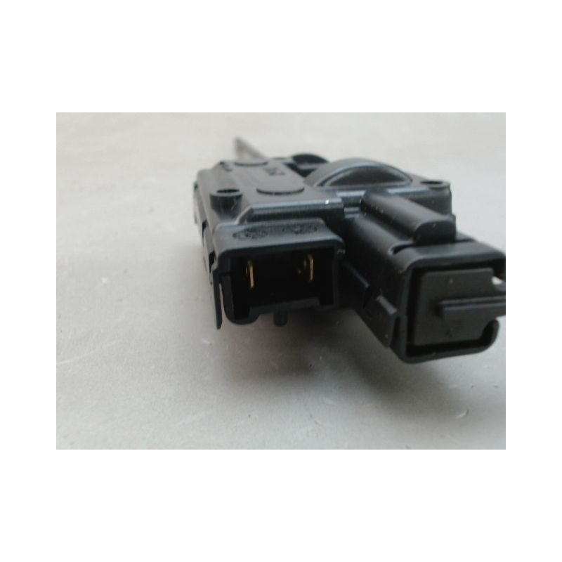 ACTIONNEUR TRAPPE CARBURANT RENAULT CLIO