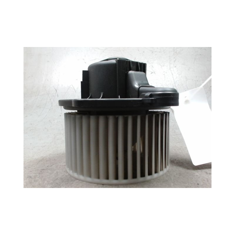 MOTEUR VENTILATEUR CHAUFFAGE HYUNDAI TUCSON