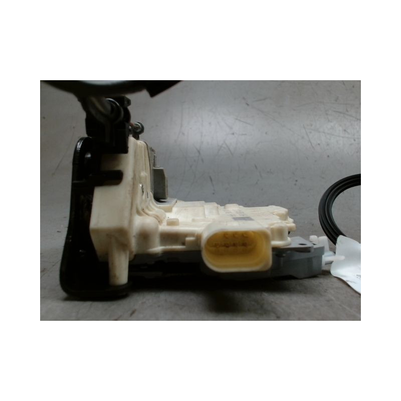SYSTEME CONDAMNATION ARRIERE DROIT VOLKSWAGEN PASSAT SW 2005-