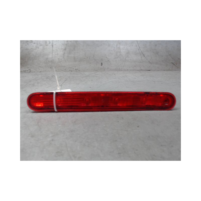 FEUX STOP SUPPLEMENTAIRE PEUGEOT 207 5P