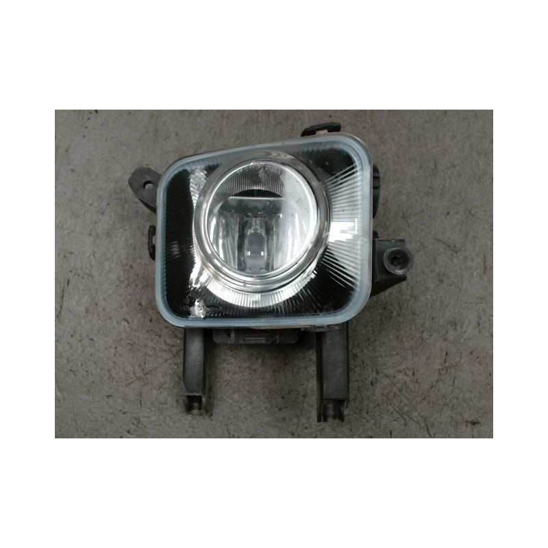 PHARE ANTIBROUILLARD AVANT DROIT OPEL MERIVA 2006-