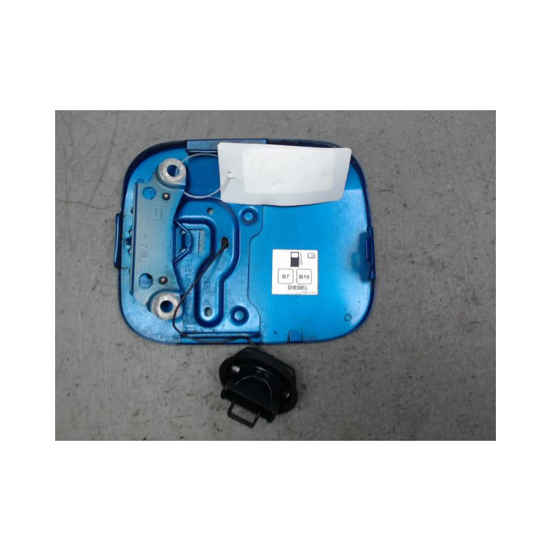 VOLET DE TRAPPE CARBURANT DACIA SANDERO
