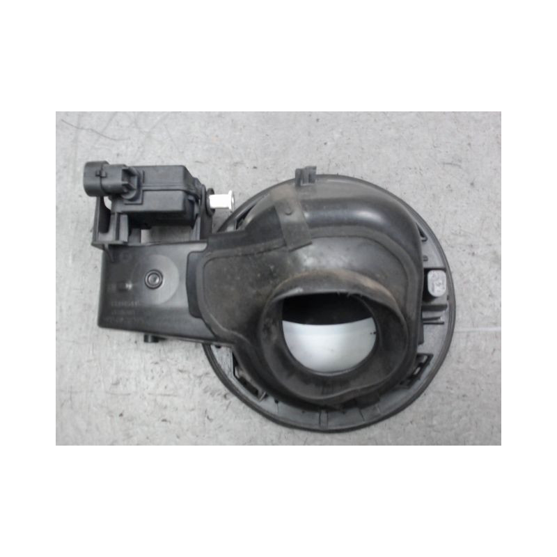 VOLET DE TRAPPE CARBURANT OPEL ZAFIRA