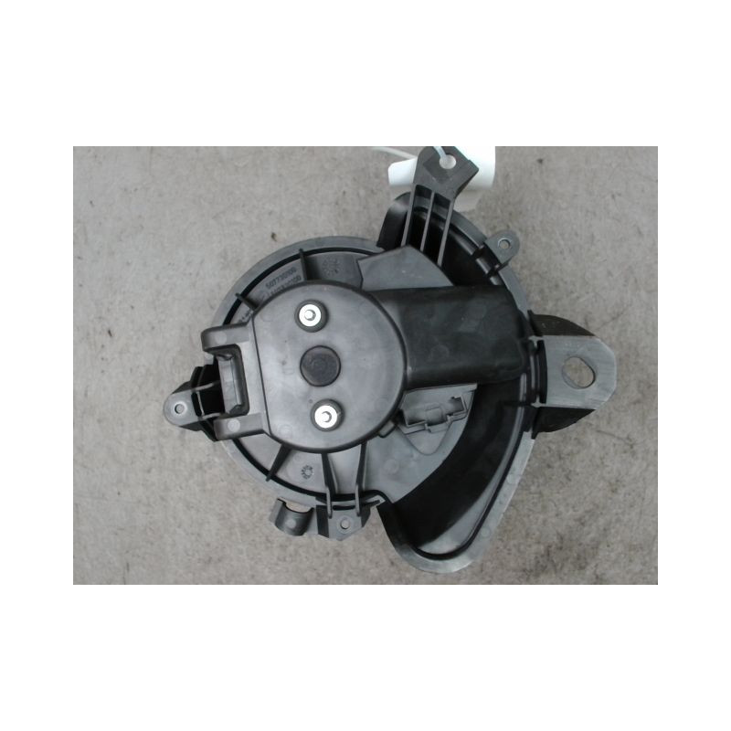 MOTEUR VENTILATEUR CHAUFFAGE FIAT FIORINO