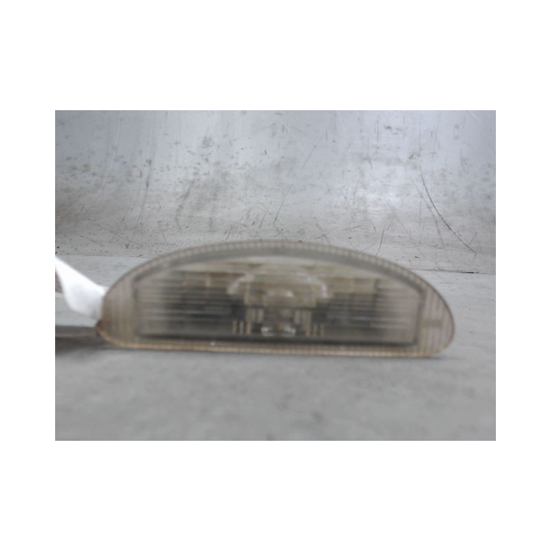 ECLAIREUR PLAQUE DE POLICE RENAULT CLIO II PH.1 98-2001
