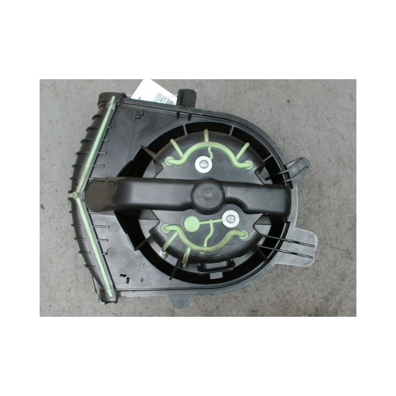 MOTEUR VENTILATEUR CHAUFFAGE RENAULT SCENIC II PH2 2006-