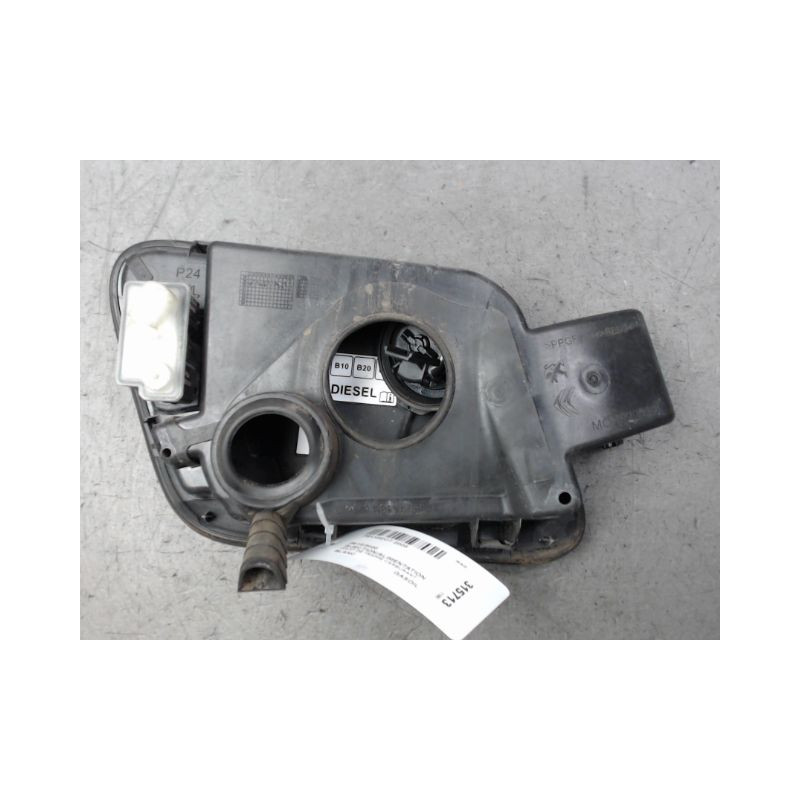 VOLET DE TRAPPE CARBURANT PEUGEOT 2008