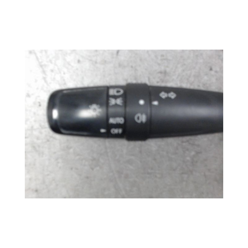 COMMANDE CLIGNOTANT SUZUKI SWIFT 3P