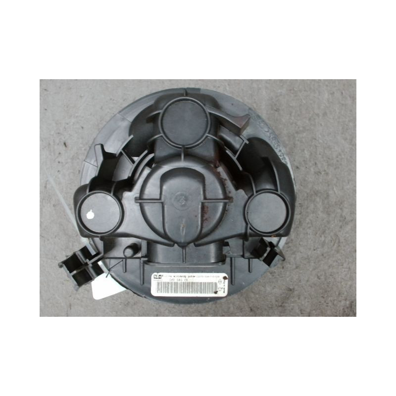 MOTEUR VENTILATEUR CHAUFFAGE RENAULT CLIO III 2005-