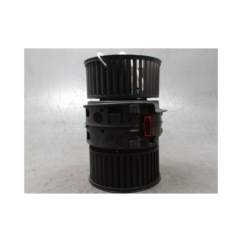 MOTEUR VENTILATEUR CHAUFFAGE RENAULT MEGANE