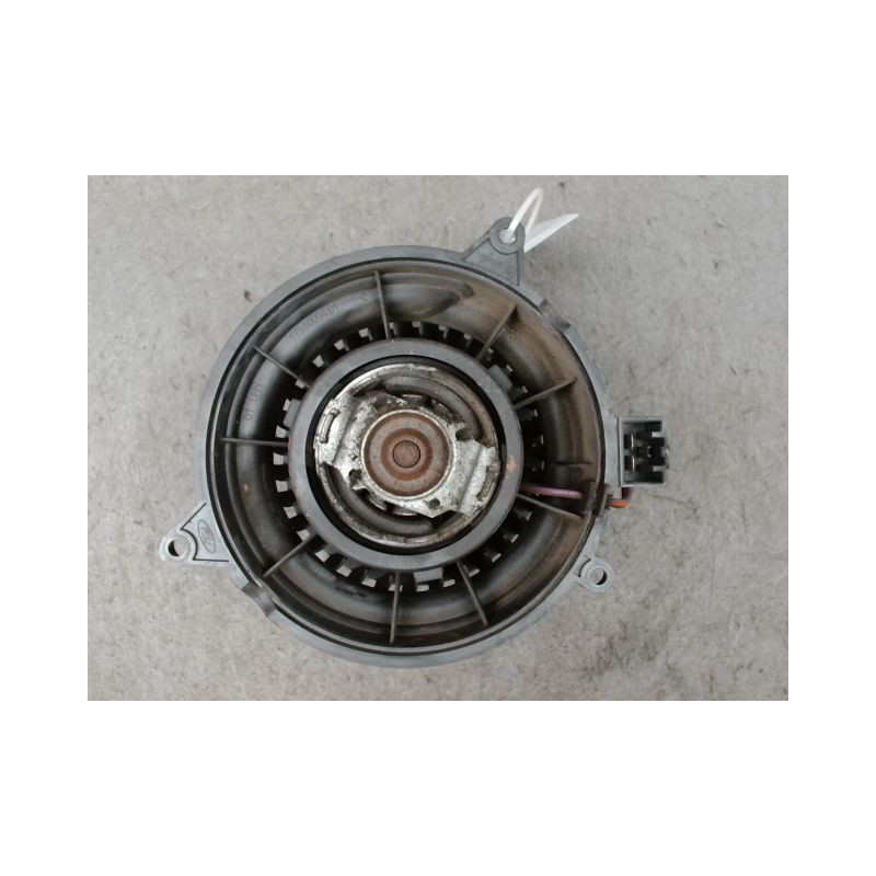 MOTEUR VENTILATEUR CHAUFFAGE FORD FIESTA 02 -05