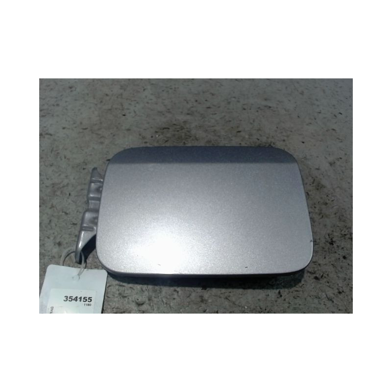 VOLET DE TRAPPE CARBURANT MAZDA 323