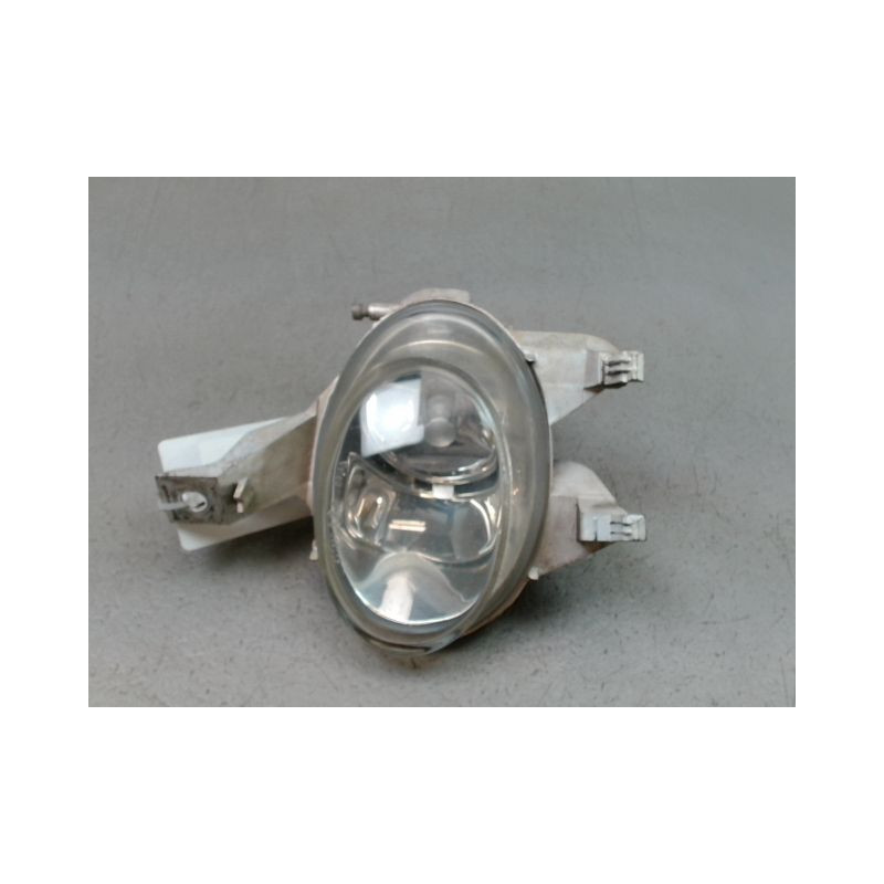 PHARE ANTIBROUILLARD AVANT DROIT PEUGEOT 206 SW 2002-2006