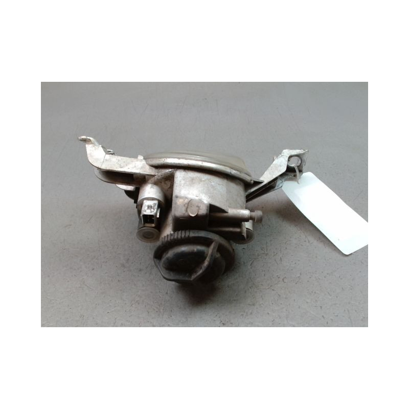 PHARE ANTIBROUILLARD AVANT DROIT PEUGEOT 206 SW 2002-2006