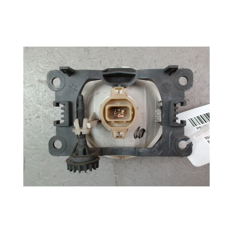 PHARE ANTIBROUILLARD AVANT GAUCHE PEUGEOT 206 + 2009-2013