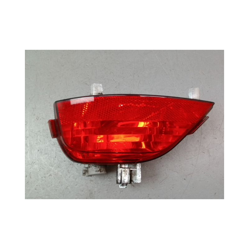 FEU DE PARE-CHOC ARRIERE GAUCHE RENAULT LAGUNA III Phase 1 2007-2010