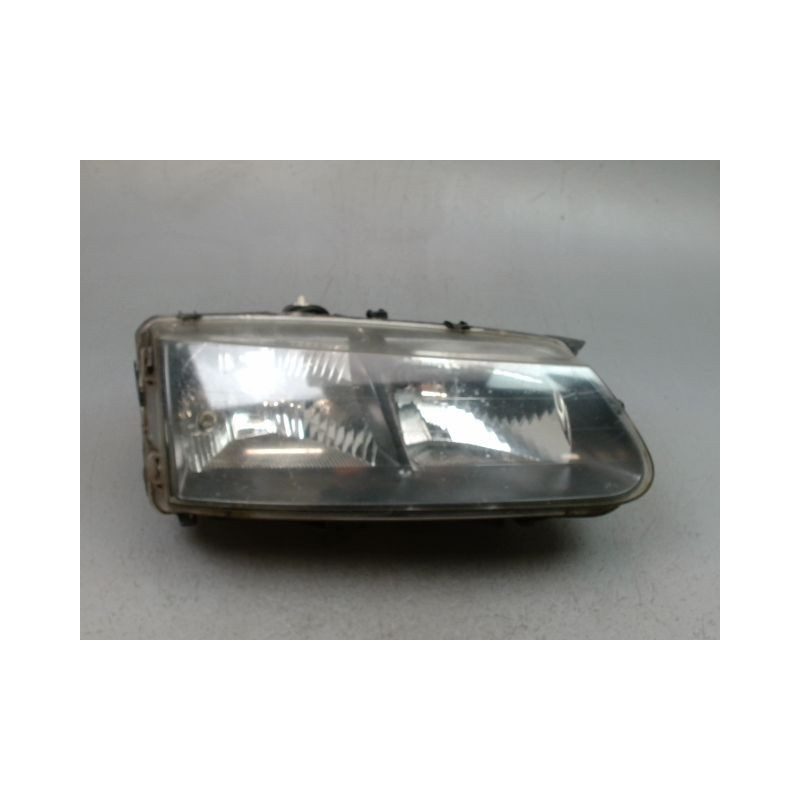 PHARE DROIT RENAULT SAFRANE Phase 2 1996-2000