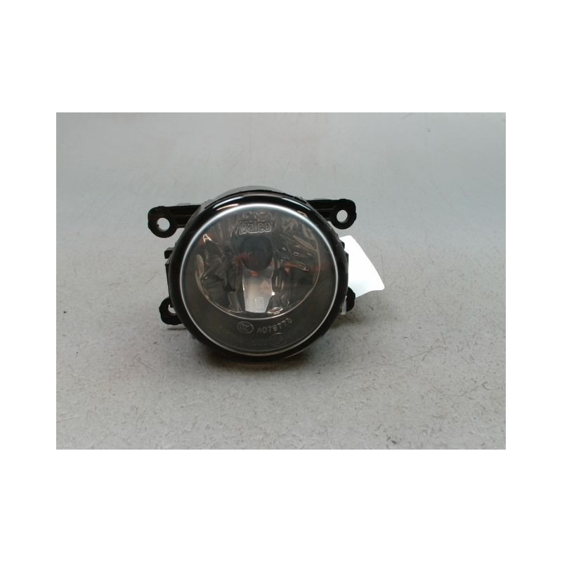 PHARE ANTIBROUILLARD AVANT DROIT DACIA DUSTER BREAK Phase 1 2010-2013
