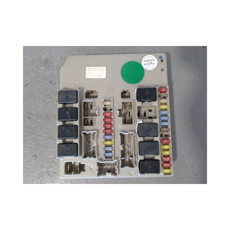 BOITE A FUSIBLES RENAULT MODUS