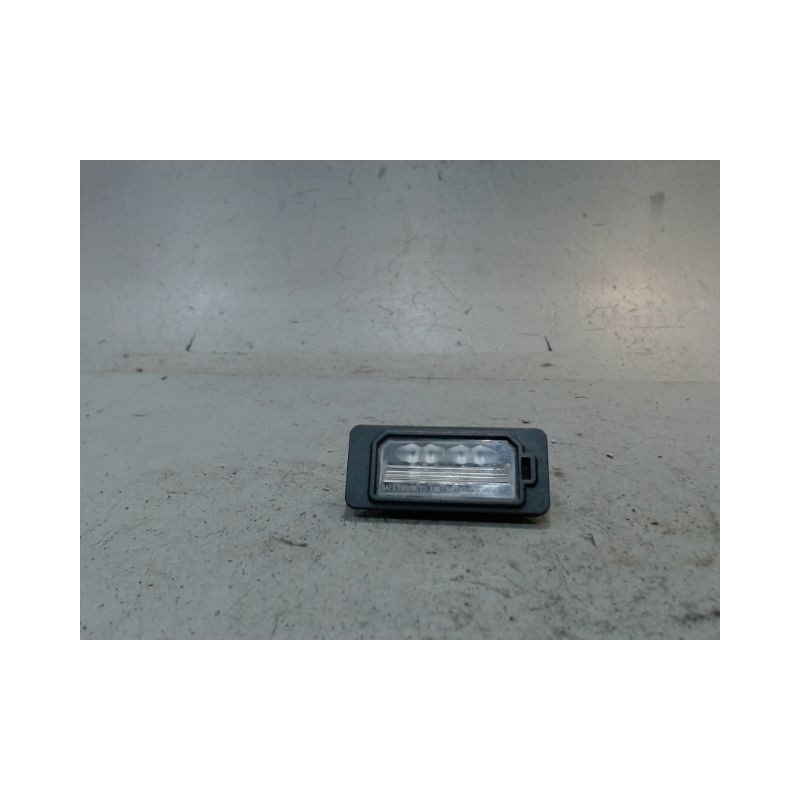 ECLAIREUR PLAQUE DE POLICE GAUCHE FIAT 500X