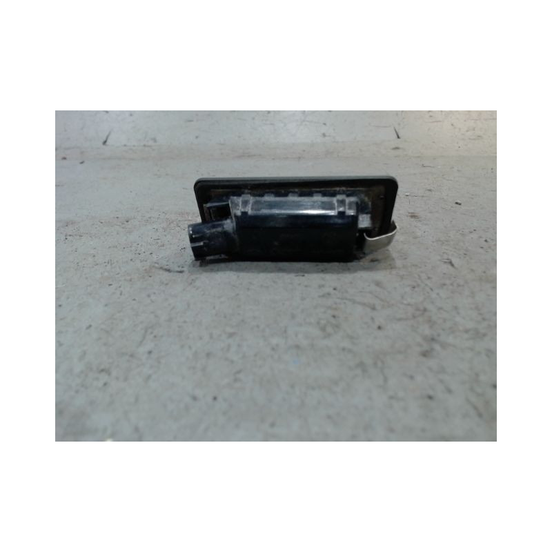 ECLAIREUR PLAQUE DE POLICE GAUCHE FIAT 500X