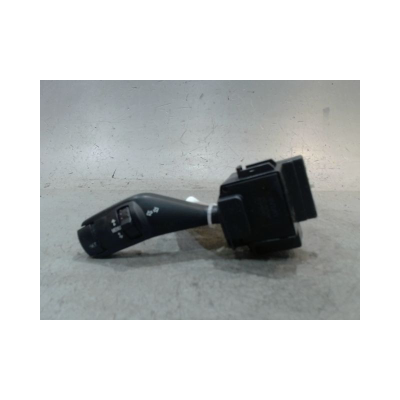 COMMANDE CLIGNOTANT FORD FOCUS