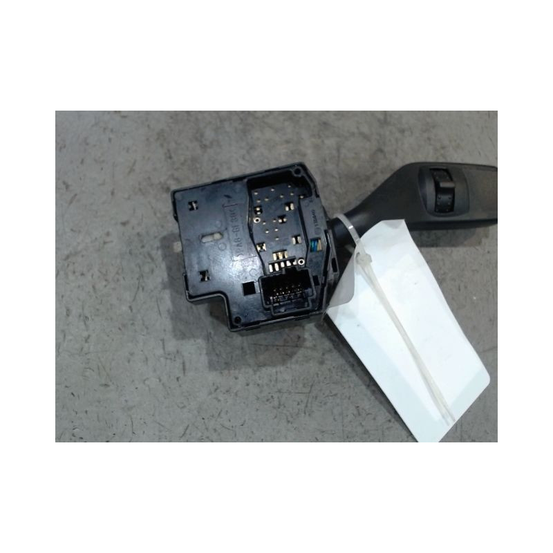 COMMANDE CLIGNOTANT FORD FOCUS