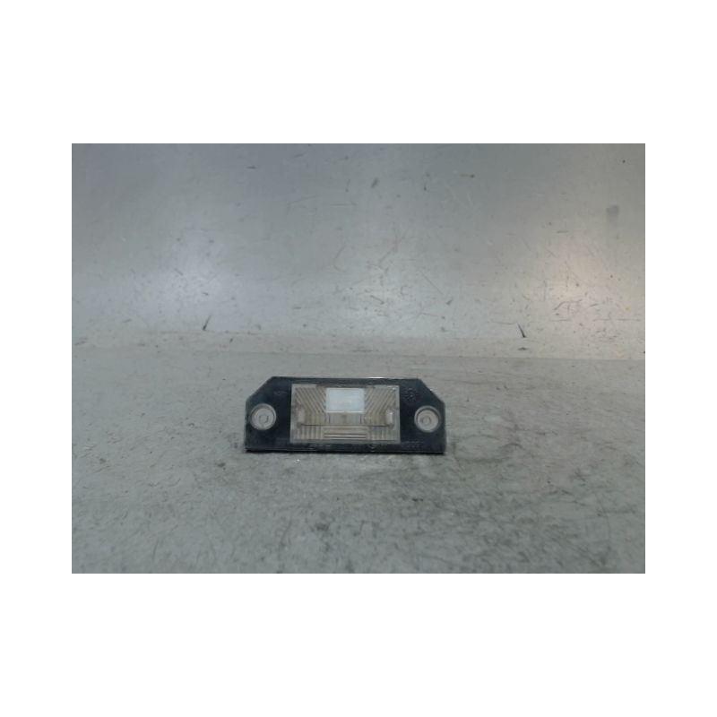 ECLAIREUR PLAQUE DE POLICE DROIT FORD FOCUS