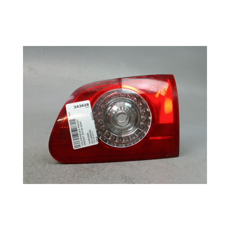 FEU ARRIERE INTERIEUR DROIT VOLKSWAGEN PASSAT SW 2005-