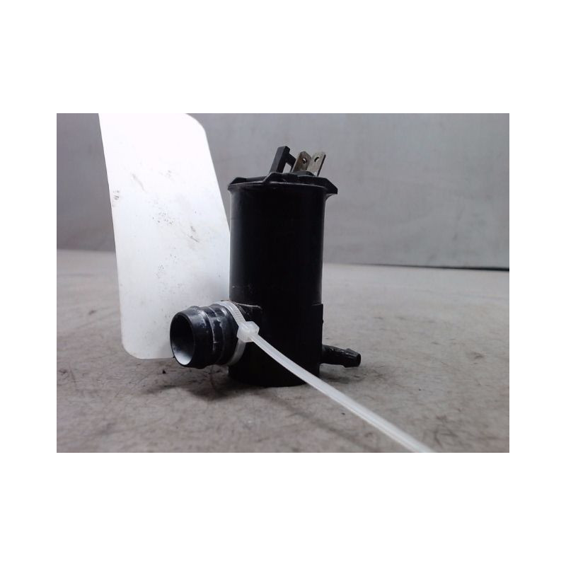 POMPE LAVE-GLACE AVANT DAIHATSU SIRION