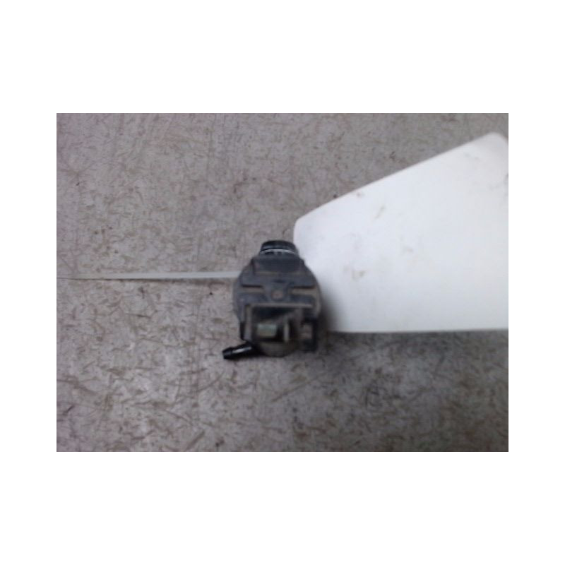 POMPE LAVE-GLACE AVANT DAIHATSU SIRION