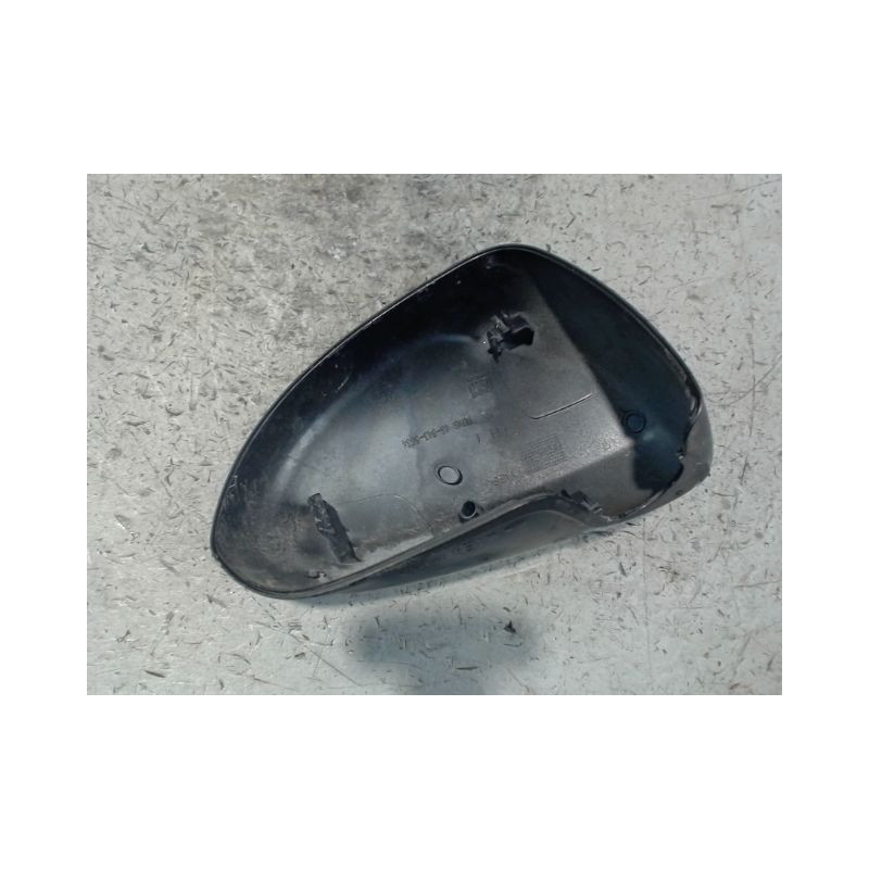 CARENAGE RETROVISEUR EXTERIEUR GAUCHE OPEL CORSA