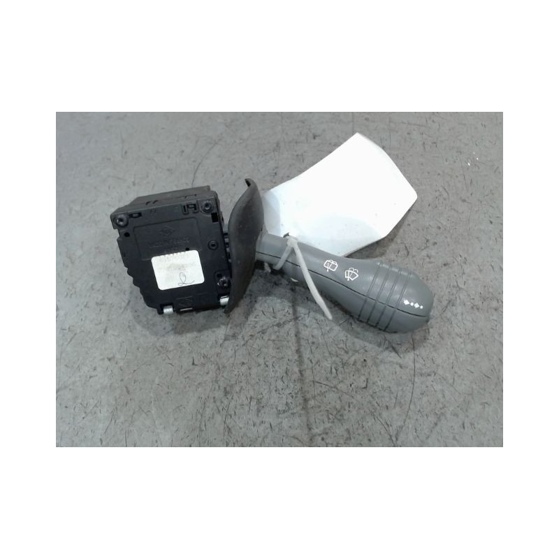 COMMANDE ESSUIE GLACE RENAULT TWINGO