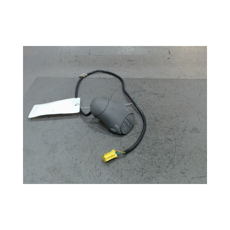 COMMANDE AUTORADIO RENAULT TWINGO