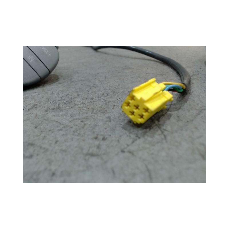 COMMANDE AUTORADIO RENAULT TWINGO