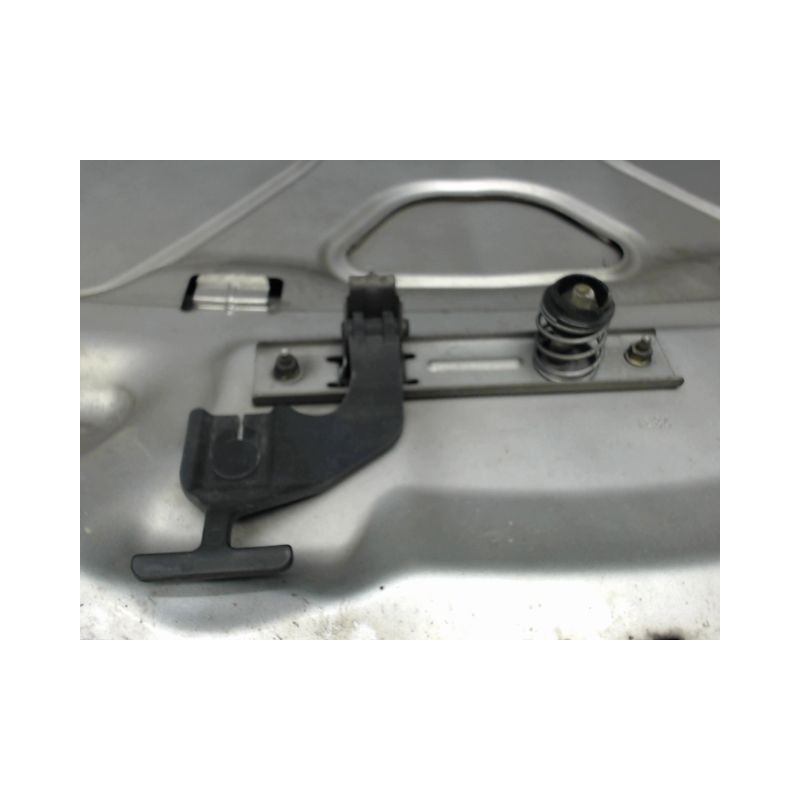 CAPOT RENAULT CLIO