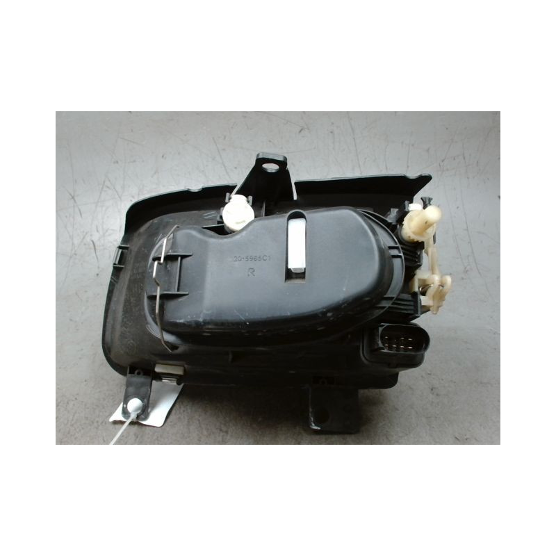 PHARE DROIT VOLKSWAGEN POLO 99-2001