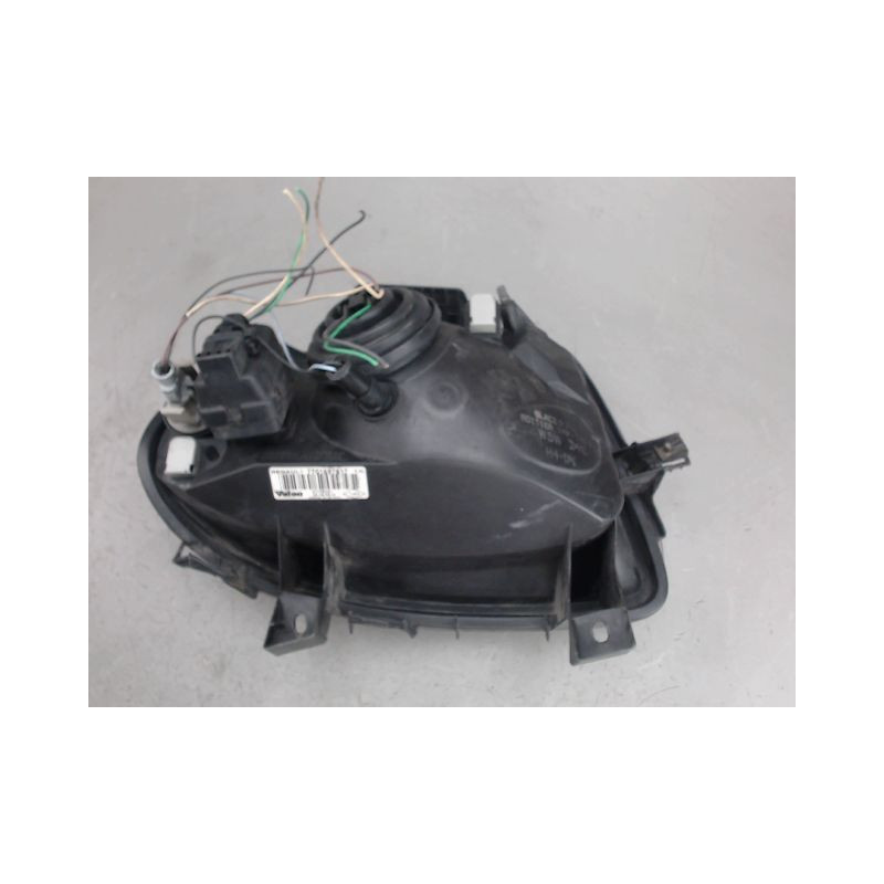 PHARE GAUCHE RENAULT CLIO