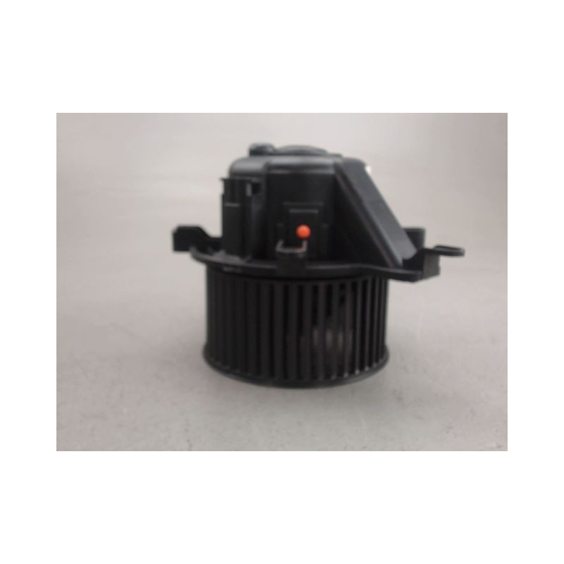 MOTEUR VENTILATEUR CHAUFFAGE PEUGEOT 5008