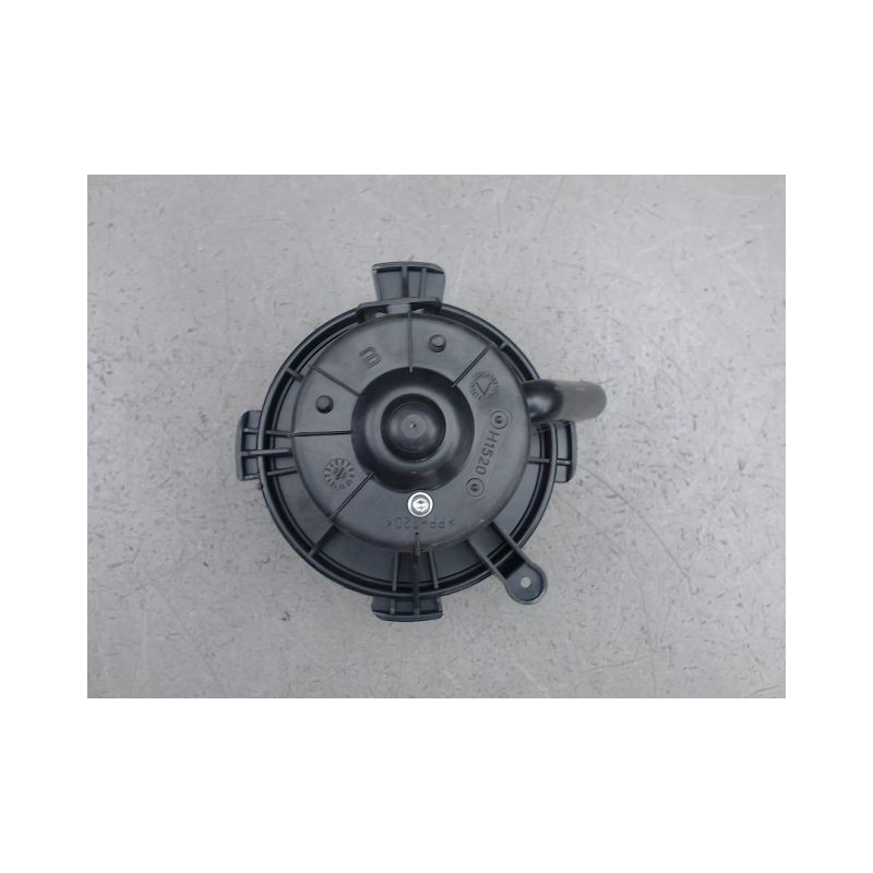 MOTEUR VENTILATEUR CHAUFFAGE CITROEN C4