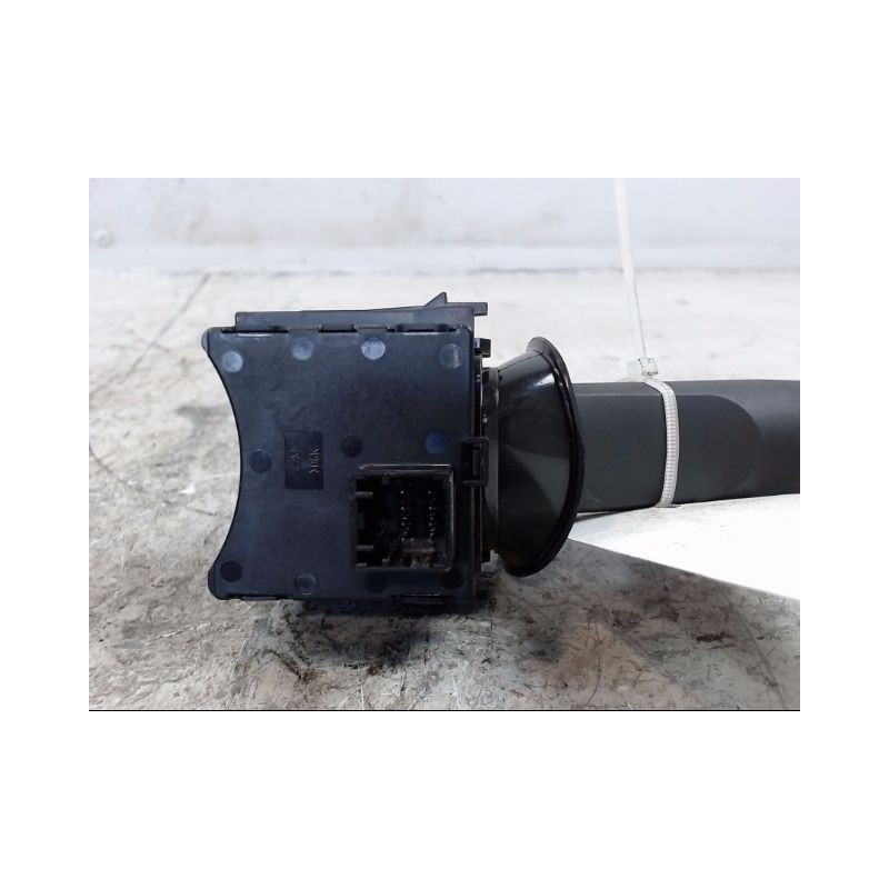 COMMANDE ESSUIE GLACE OPEL CORSA 2010-