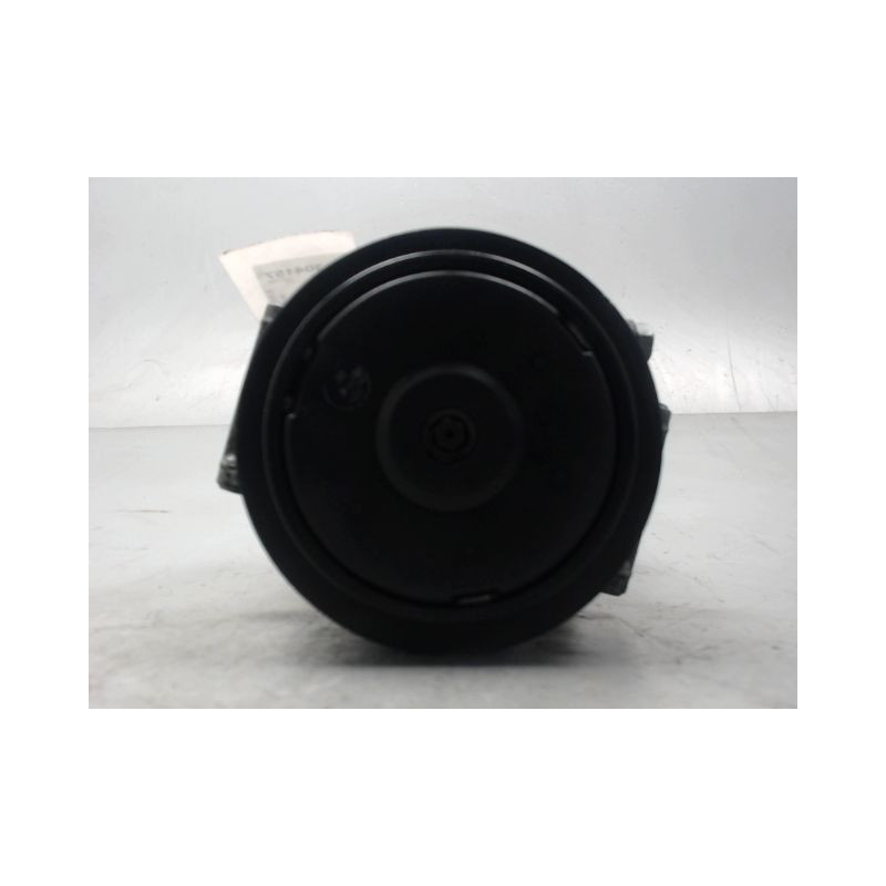 COMPRESSEUR AIR CONDITIONNE MERCEDES CLASSE B 2008-