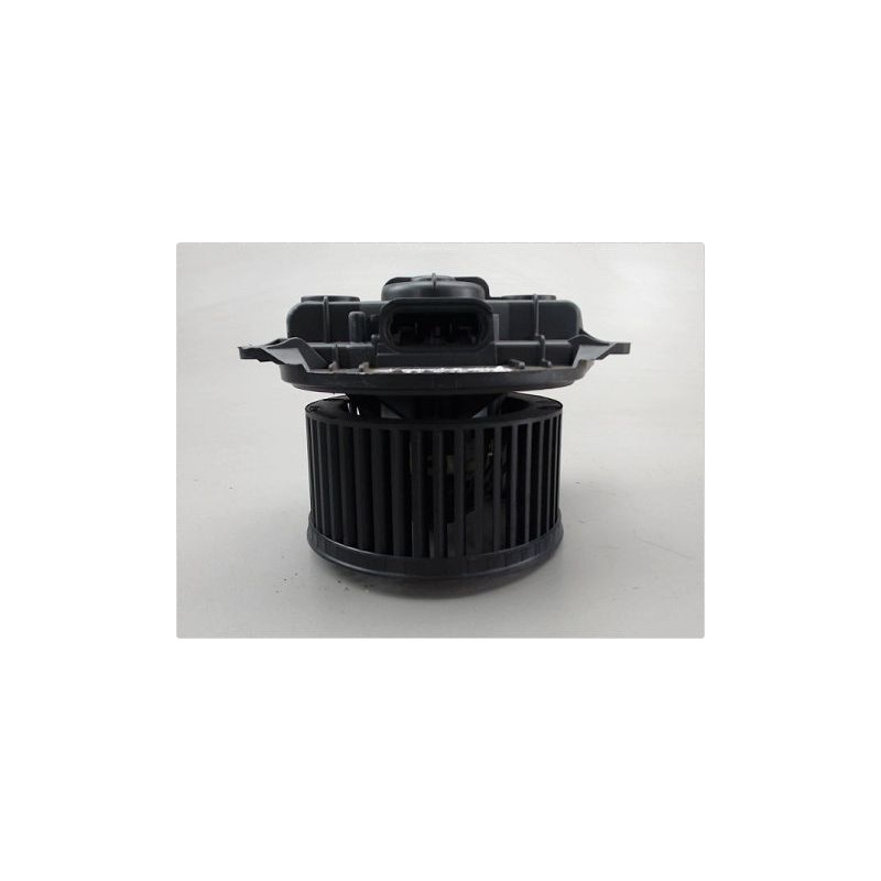 MOTEUR VENTILATEUR CHAUFFAGE OPEL VIVARO